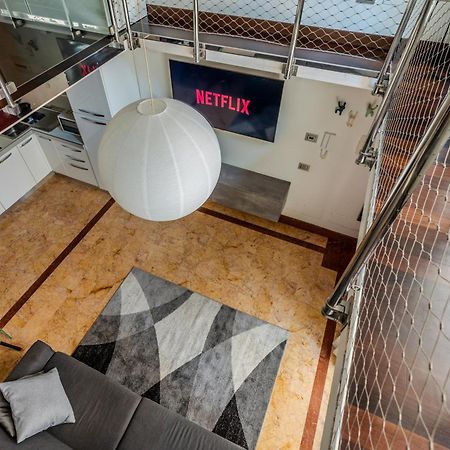 Loft Elegante In Centro Milano In Zona Signorile - Davanti Alla Metro Eksteriør bilde